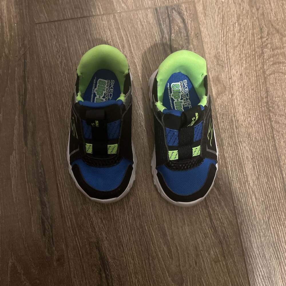 Skechers Hypno-Flash 2.0-Vexlux Light-Up Sneaker - Kids' size 6